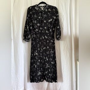 H&M Long-Sleeve Floral Black Dress